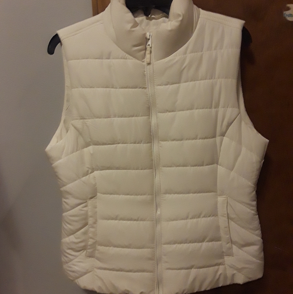 Large puffer vest